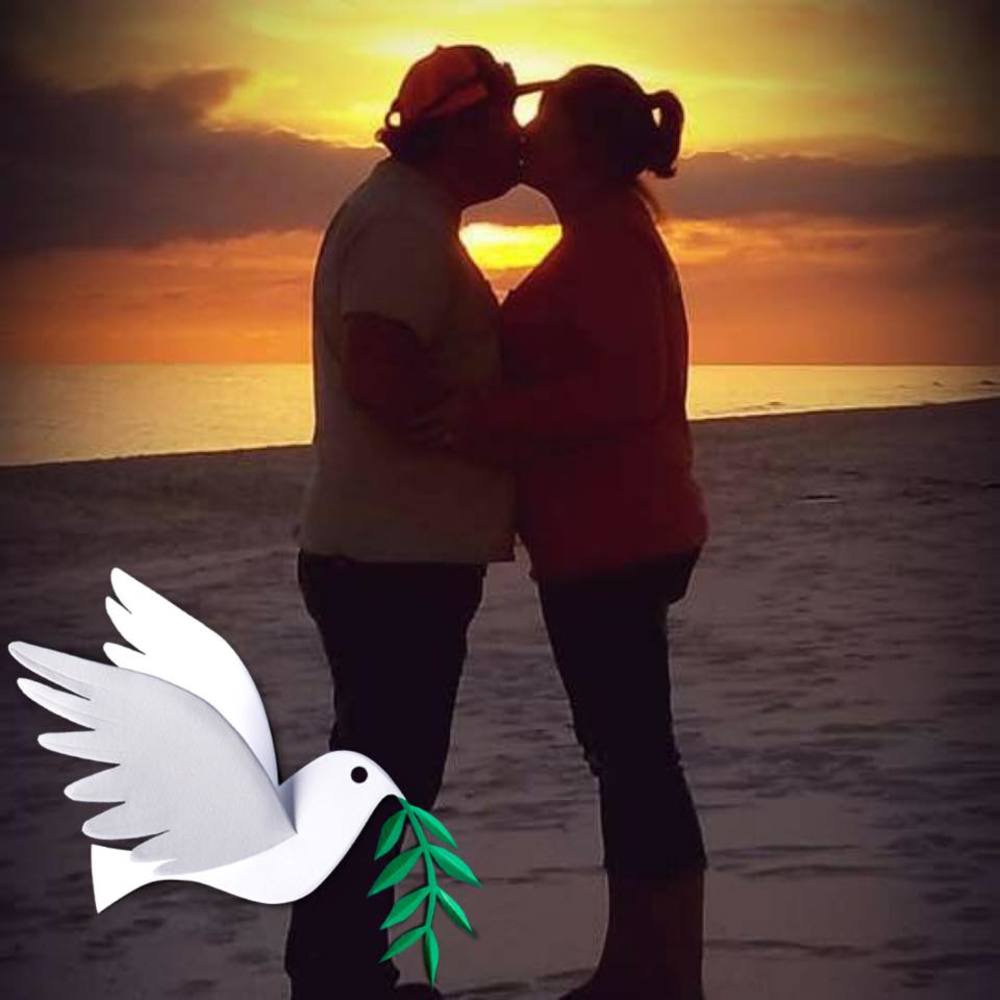 Meet your Posher, Chrisha